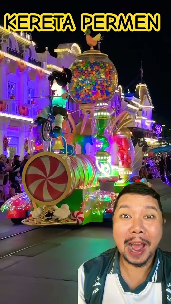 KERETA MALAM PEMBAWA PERMEN LEWAT!!?? #disney #disneyland #magickingdom #disneyworld #shortsfeed