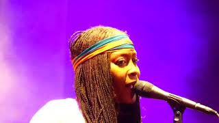 Famous "Bag Lady" - Erykah Badu, Prudential Center, Newark, NJ, 07.11.2023 Net Worth