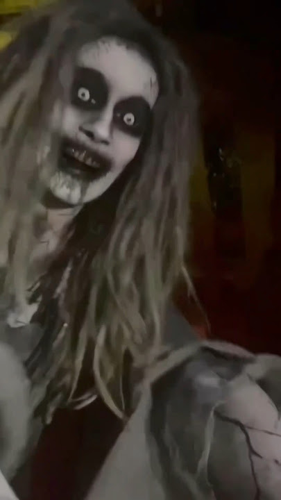 Jab 2 crore ka ghar 20 lakh m mil jaye🥲 #comedyvideo #comedy #funny #horrorshorts #explorepage