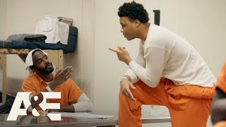 "Jamil" Confronts Inmate Calling Him a "Rat" | 60 Days In | A&E screenshot 2