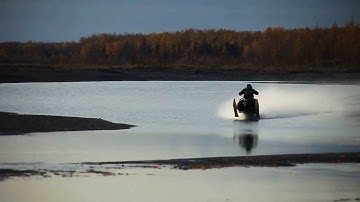 Snowmachine water skipping world speed record