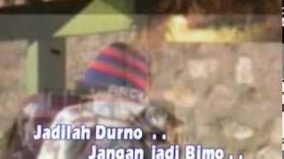 Video thumbnail of "iwan fals(NAK)"