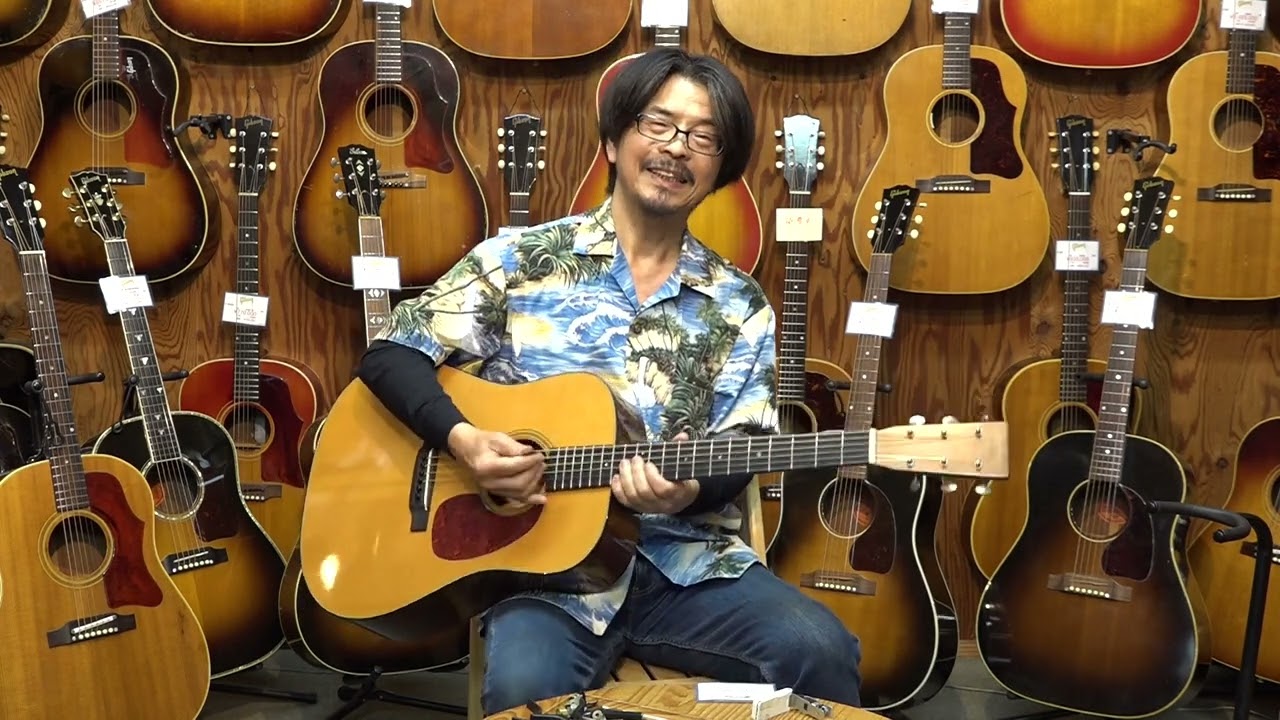 MARTIN D 18GE 2000 - YouTube