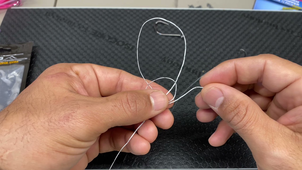 HOW TO TIE A PERFECTION LOOP FISHING KNOT for Steelhead bead leaders. 