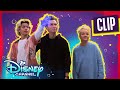 Valley View Christmas Decoration Contest 🎁 | Disney&#39;s The Villains of Valley View | @disneychannel