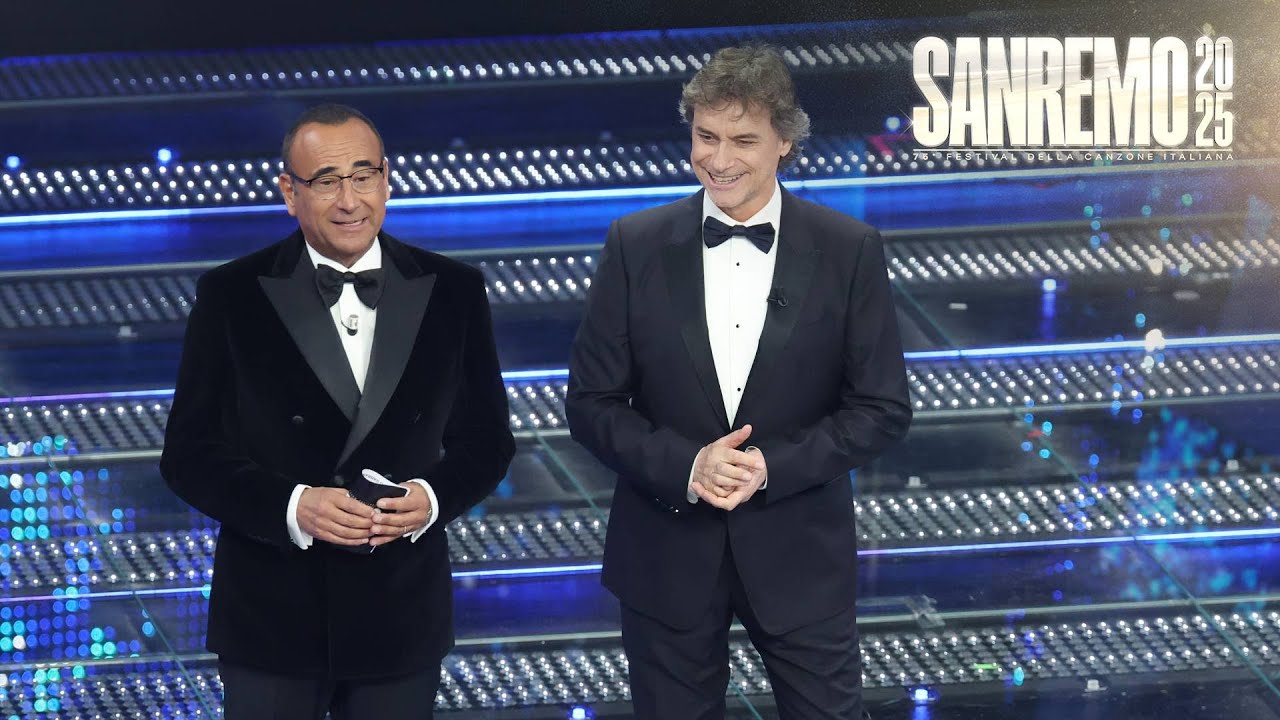 Sanremo 2025 - Alberto Angela con Carlo Conti sul palco dell' Ariston
