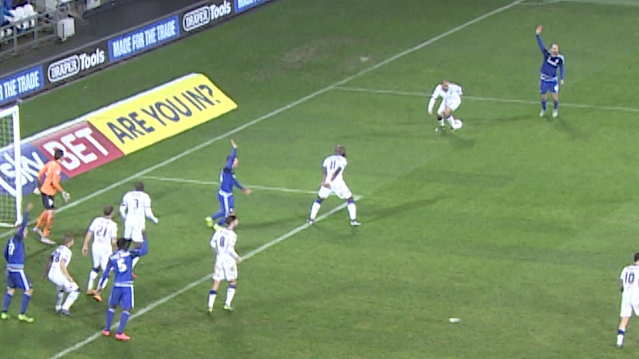 football score CARDIFF CITY PEN TURNED DOWN v LEEDS UTD