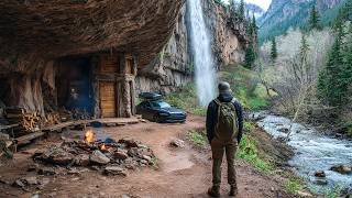 I Spent 30 Days Building An Underground Bushcraft Cave In The Rainforest