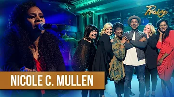 Nicole C. Mullen sings ‘My Redeemer Lives’ on TBN’s PRAISE