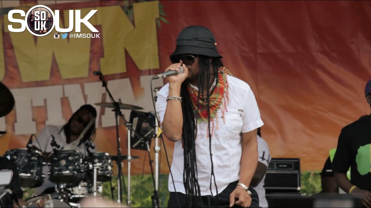 MAXI PRIEST - SIMMER DOWN FESTIVAL