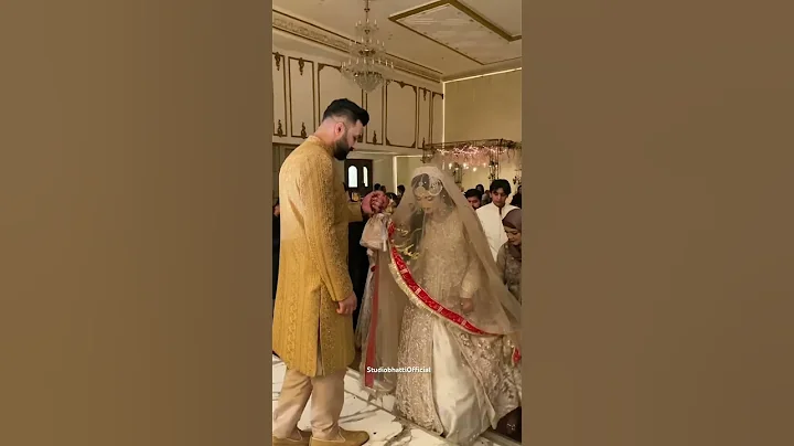 Best Bride Entry bridal Entry couple welcome #wedding #love #studiobhattiofficial #reception #bhatt