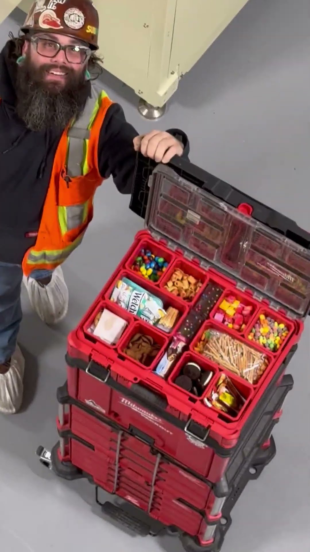 Construction Worker Hides Snacks In Tool Box || ViralHog