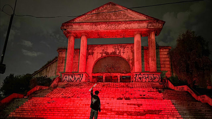 Nos INFILTRAMOS a ACROPOLIS el Centro Comercial ABANDONADO