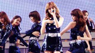 [Fancam] 110403 SNSD - Visual Dreams   Hoot   Gee @LG Cinema 3D game Festival