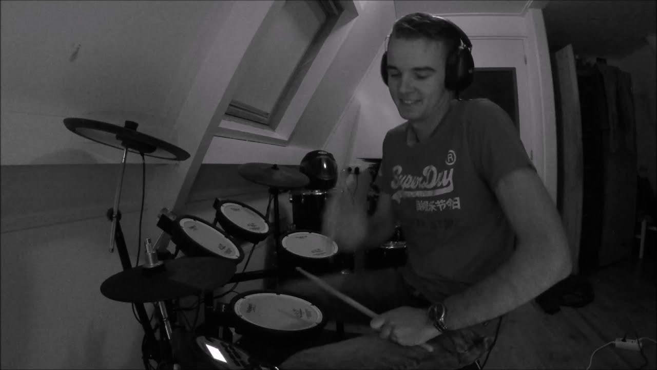Snelle feat. Ronnie Flex - In de schuur / drum cover - YouTube