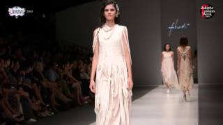 Download lagu Felicia Budi for Dewi Fashion Knights 2015 at JFW 2016