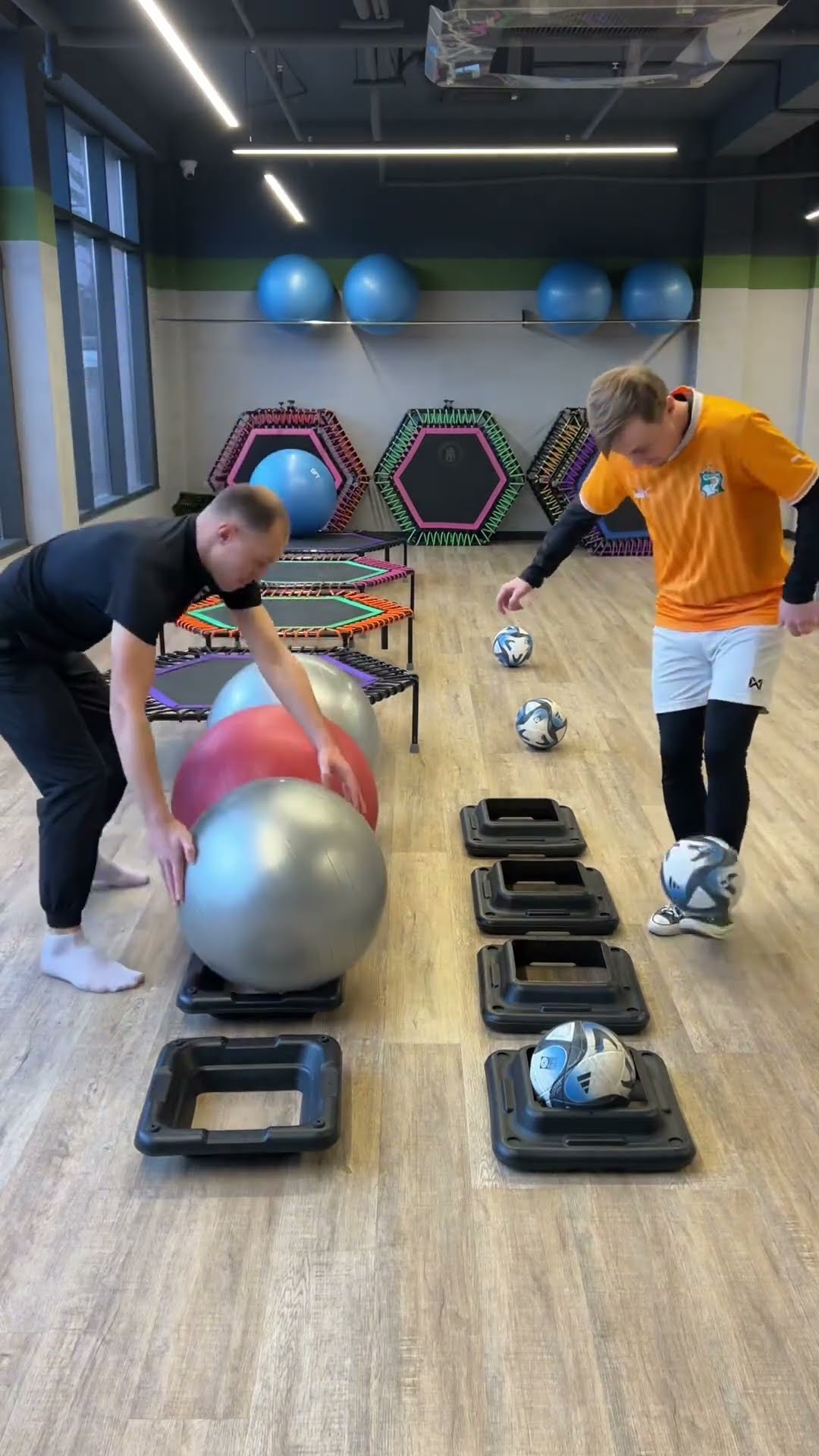 ❌?‍➡️⚽️ SPEED CHALLENGE: TRAMPOLINE BOY VS FOOTBALLER | WHO WON?