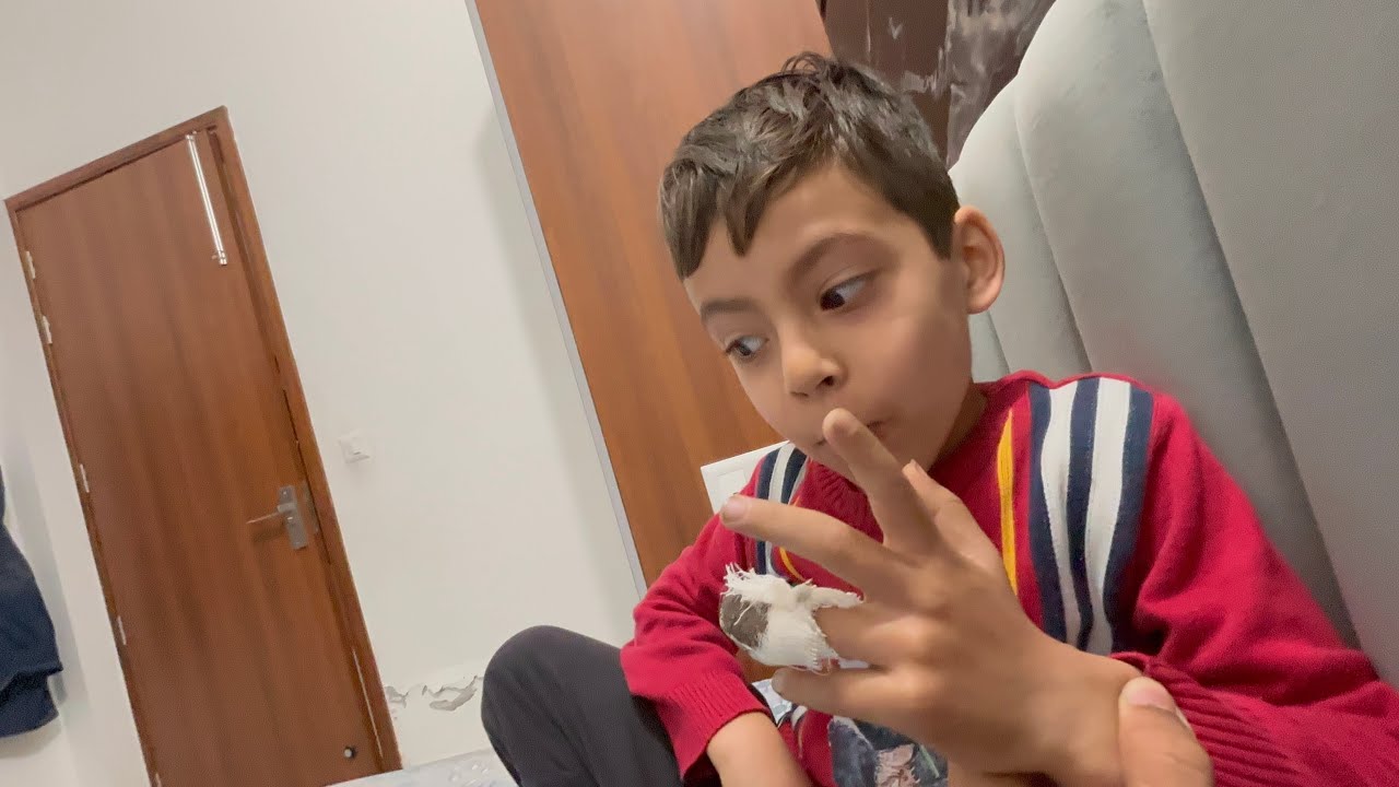 Ye kya hogya gavish ka hath pa 😮