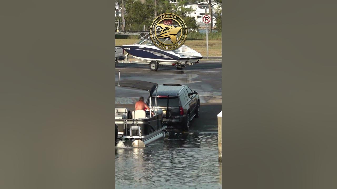 Pontoon Captain gets Cross Eye'd. #InTooDeep #MiamiBoatRamps #ChitShow #BoatZone #BoatSnaps #ICW