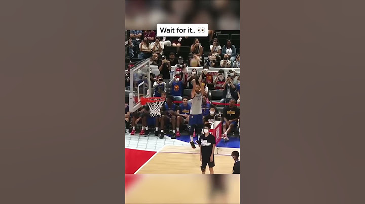 Steph Curry did a no-look shot during the 3-Point contest in Japan 🔥