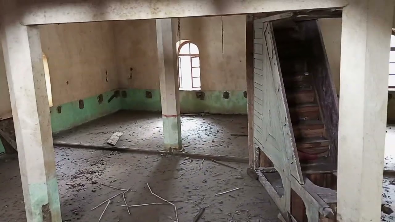 sular altında kalan camii de minareye kadar çıktım bakalım son durumu nasıl