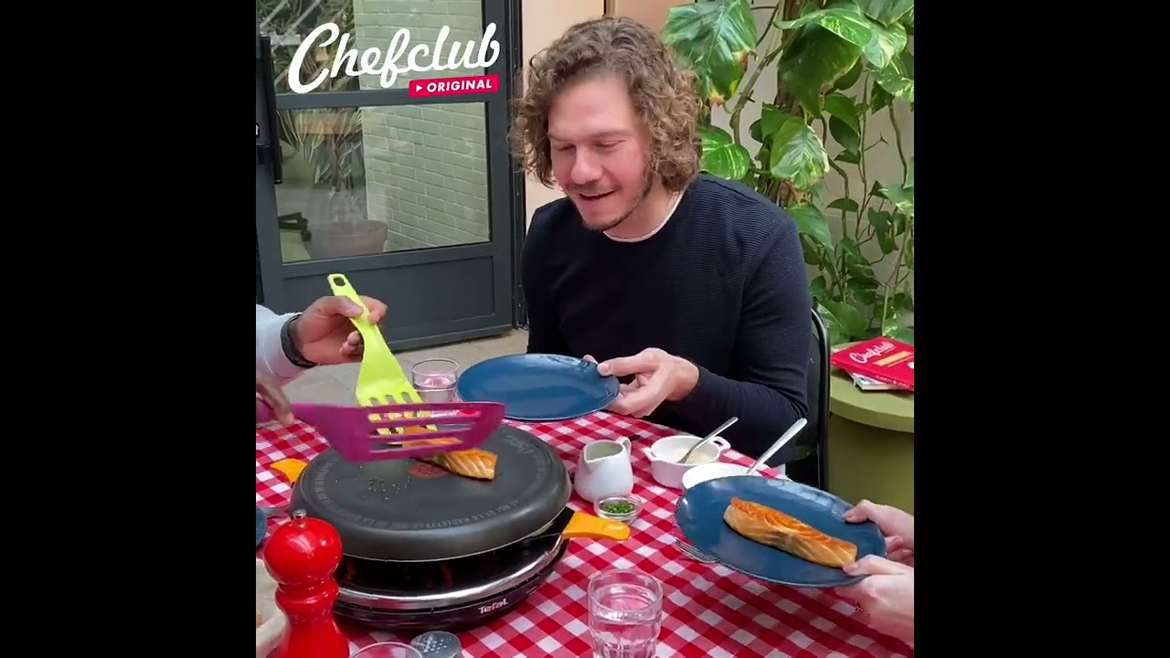 Promo Appareil à raclette 6 personnes chefclub tefal chez Intermarché  Contact