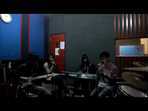 Santa Claus Is Coming To Town - Cover