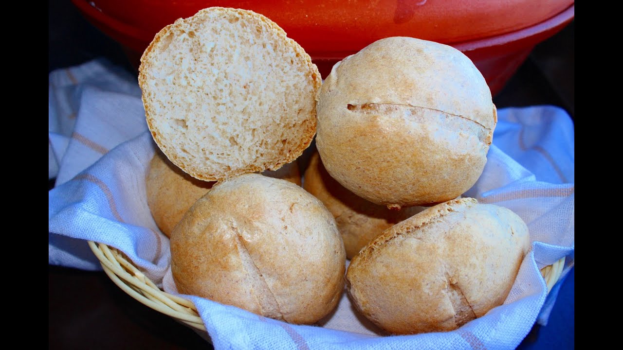 BUŁKI PSZENNE NA ZAKWASIE I  DROŻDŻACH