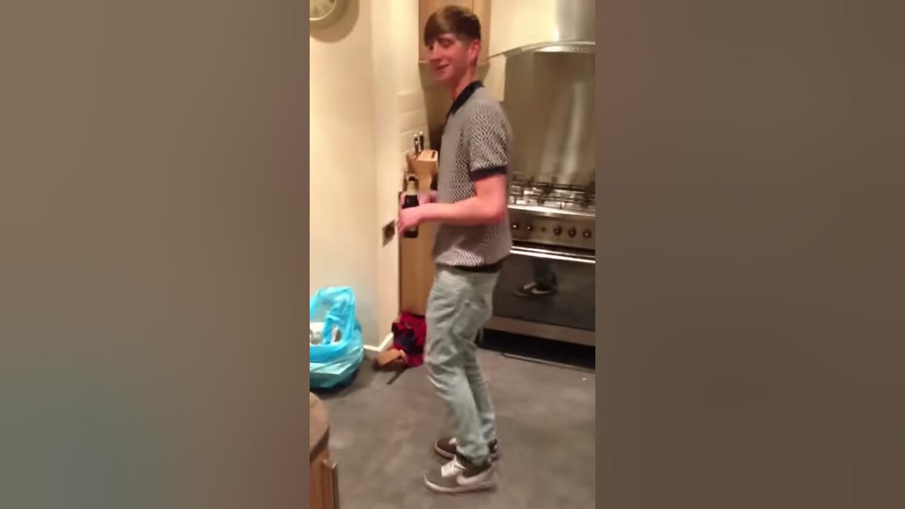 Squeaking, dancing and music 3 in 1 YouTube