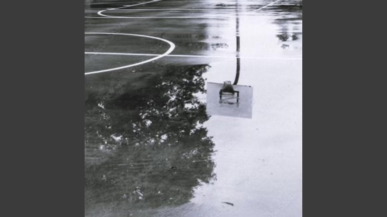 Guarda Ballin' In The Rain su YouTube Guarda Ballin' In The Rain su YouTube
