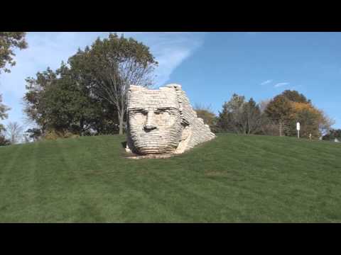 Video: Izdomāti musketieri: Kas bija Athos, Porthos un Aramis reālajā dzīvē