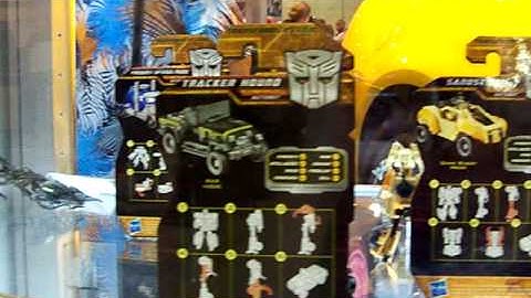SDCC 2010 Hasbro Booth Transformers Voyagers Legends Scouts Back