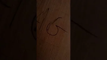 Como tirar mancha de tinta de caneta da mesa?