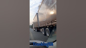 Spotted This Neat Rig , Very Clean Superlink Tautliner Trailer 👍