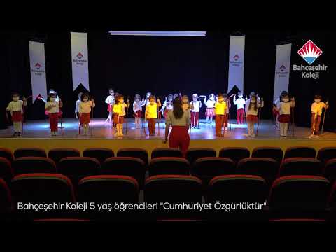 Cumhuriyet Özgürlüktür |