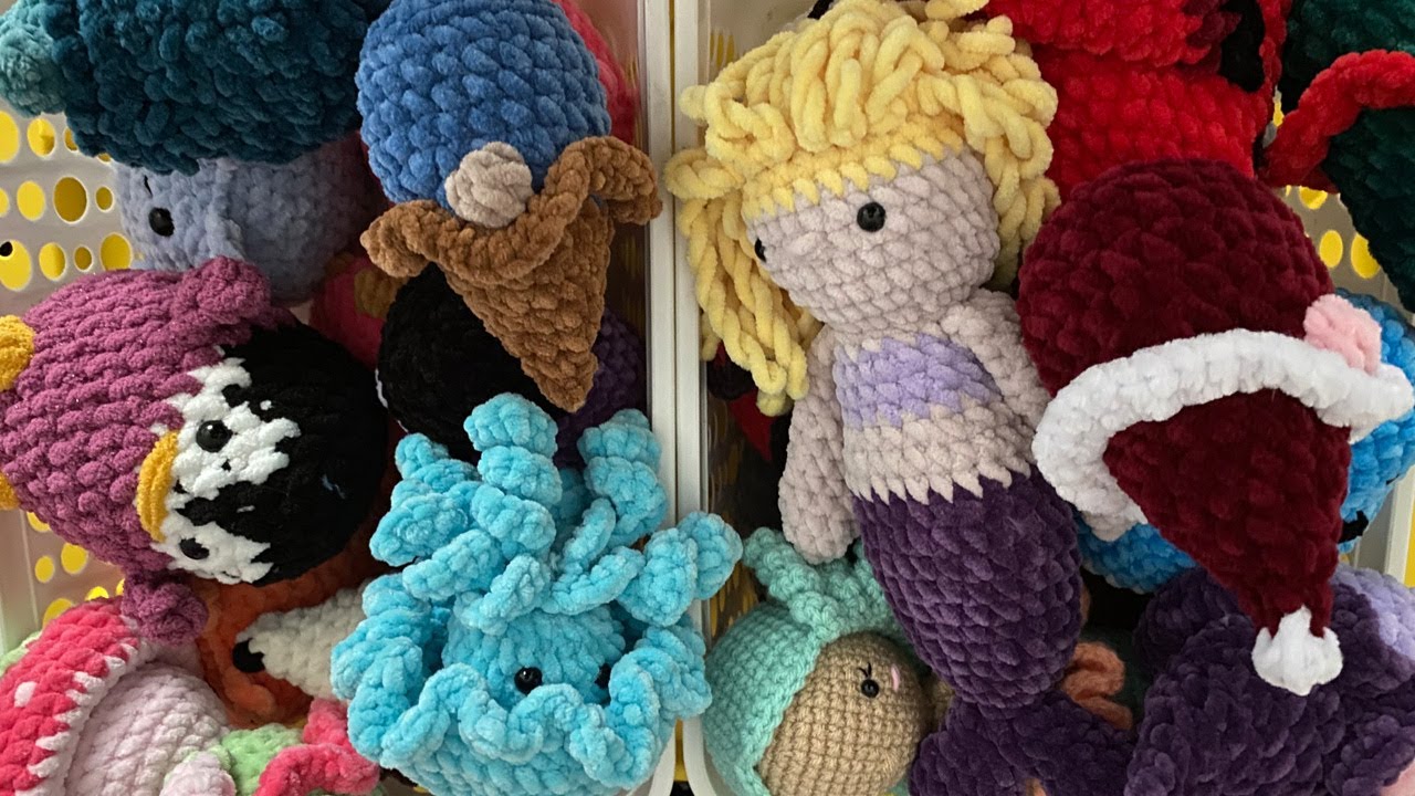 Amigurumi Plushies 