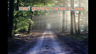 Murut Manroy - Kepala digeleng-geleng