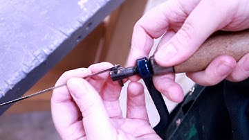 How to change a coping saw blade