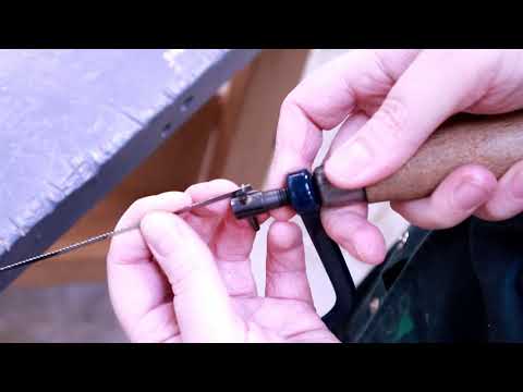 How to change a coping saw blade