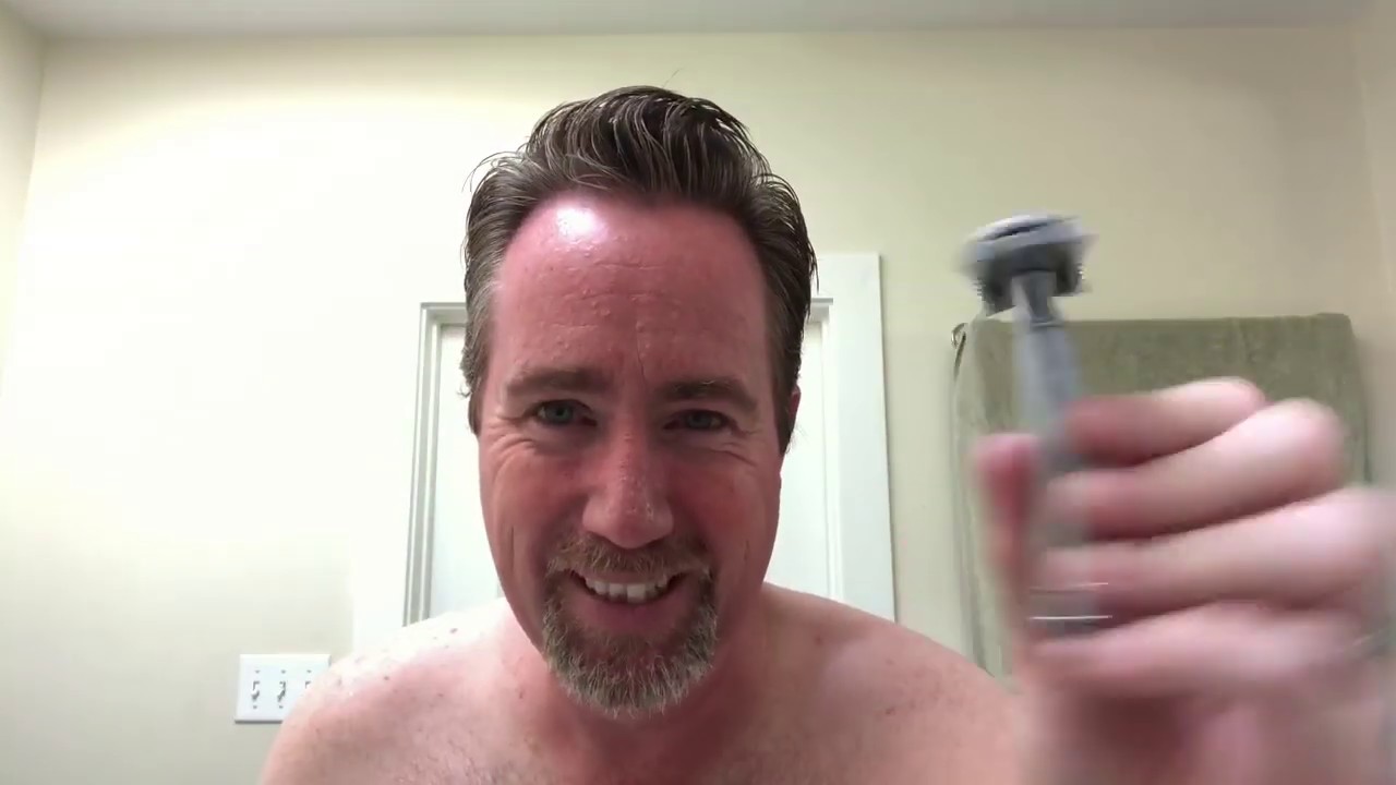 Muhle R41, PolSilver blade and Nivea Shave Balm