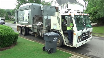 Advanced Disposal- Mack LEU McNeilus M/A Side Loader