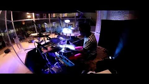 Nicholas Reed II (drummer)