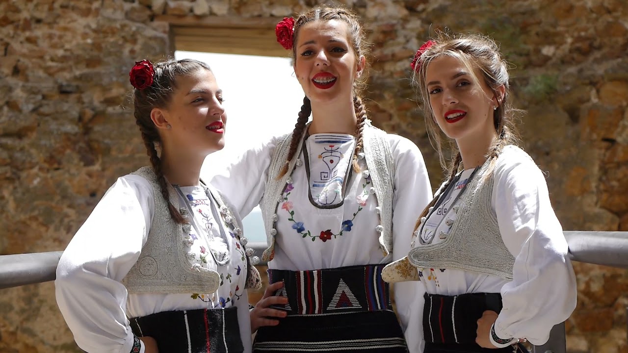 Etno grupa Kolevka - Čaglavčanke, sve devojke