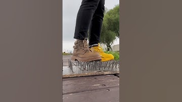 Safety shoe function test . #workshoes#shorts #guyisashoes#work boots
