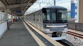 東京メトロ13000系13108F 小菅駅発車