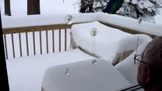 MOV01693.MPG Snow storm in Akron Ohio February 6, 2010