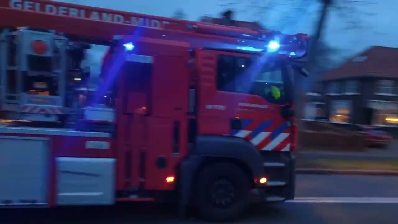 Schoorsteen brand in Voorthuizen.