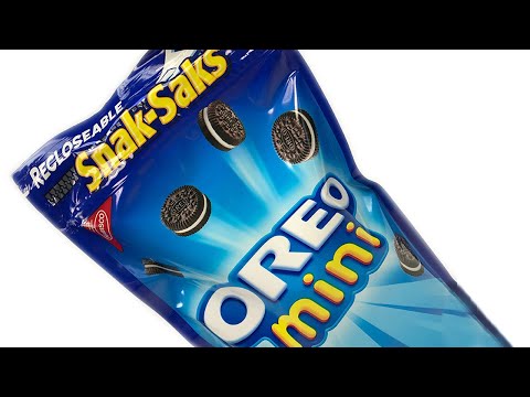oreo-mini-cookies---unwrapping