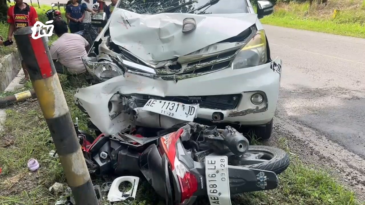 Minibus Tabrak Pengendara Motor Di Jalan Raya Ngawi-Bojonegoro