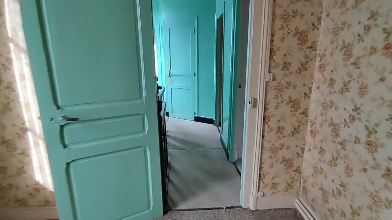 Auzances maison de bourg 